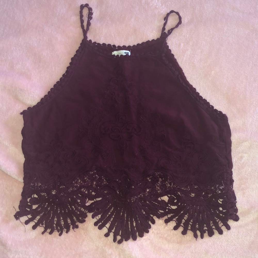 Maroon fringe crop top ✨